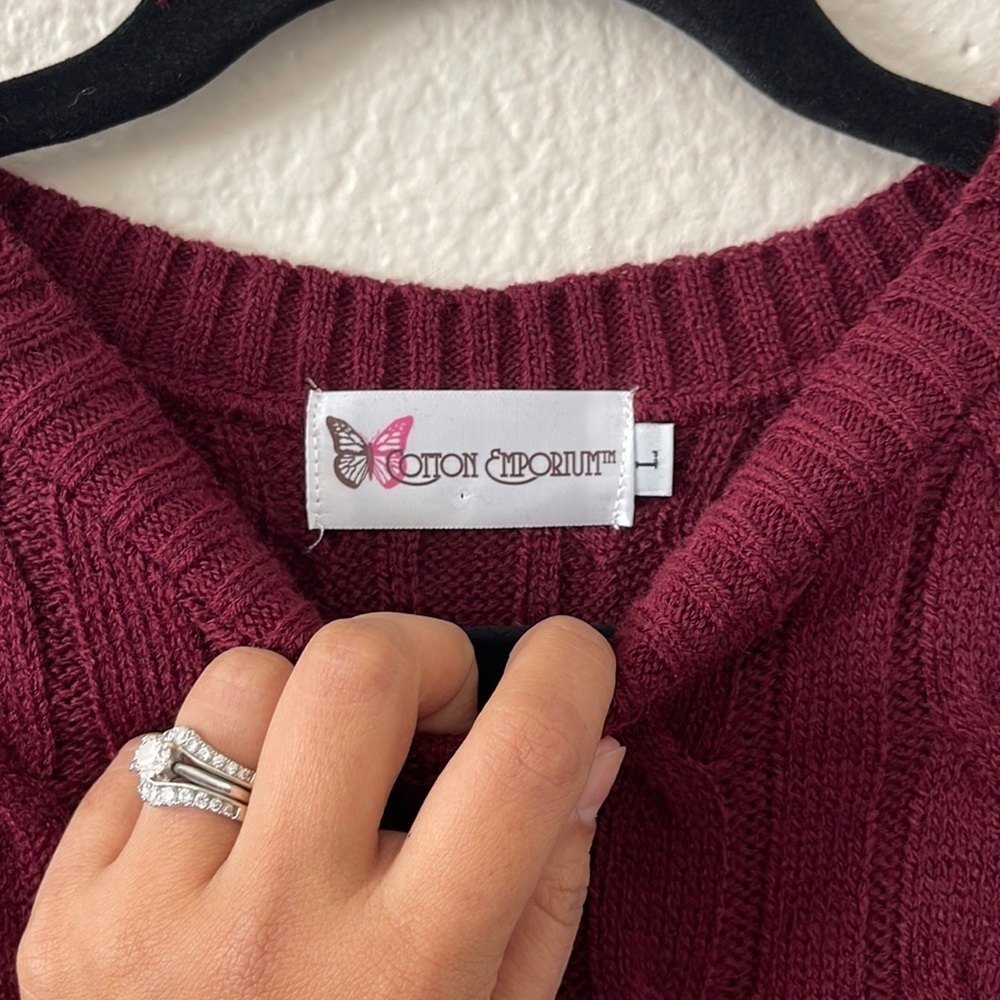 BIN#19 - COTTON EMPORIUM Girl’s Large Cable Knit Burgundy Sweater - Picture 2 of 6